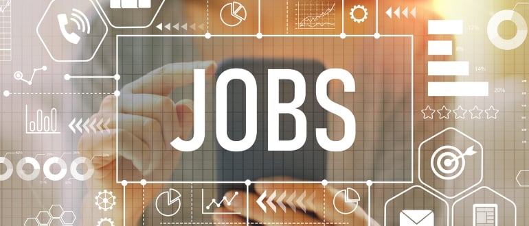 A graphic representing job growth and high salaries in the tech industry, with icons of servers and code.